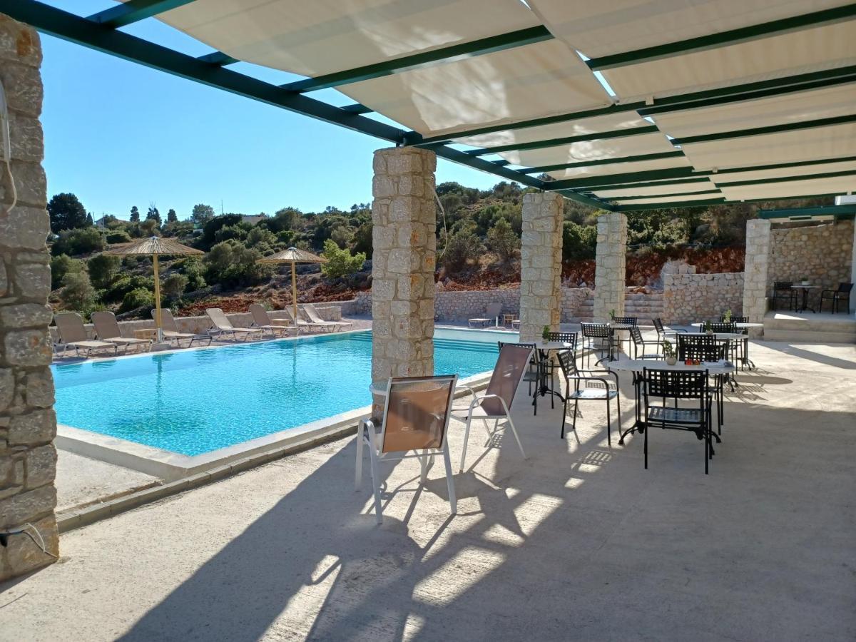 Karinta Bay Apartments Exteriér fotografie