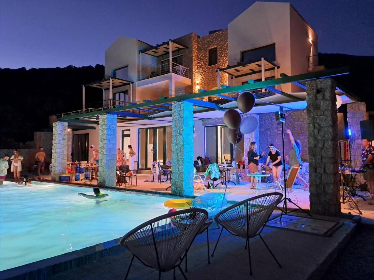 Karinta Bay Apartments Exteriér fotografie